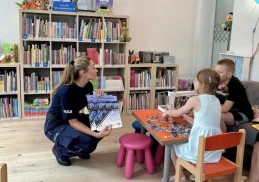 Policyjna kampania dla najmłodszych. Dzieci poznały zasady bezpiecznych wakacji
