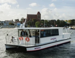 Wodny tramwaj będzie pływał po Zatoce Puckiej. Trwają testy. Niebawem ogłoszą konkurs na nazwę