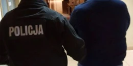 Ukradł kabanosy i groził nożem w sklepie. Jest areszt i procedura wydalenia z Polski