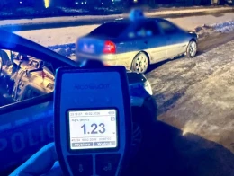 Pijany przewoził pasażerów. Miał blisko 3 promile
