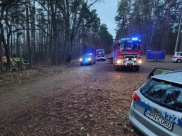 Wypadł z łódki na jeziorze Choczewskim. Trwają poszukiwania