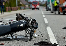Motocyklista bez kasku. Zginął na miejscu