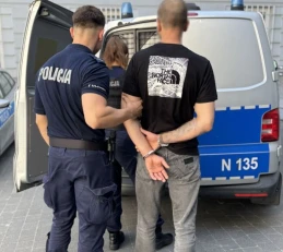 Rozlał substancję w sklepie. Spowodował straty na 65 tysięcy złotych 