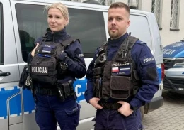 Pożar w mieszkaniu w Wejherowie. Policjanci uratowali kobietę!