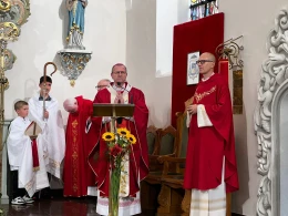 Świętowali 780-lecie jednej z najstarszych parafii na Pomorzu. Mieszkańcy wybrali patrona wsi