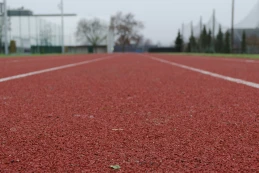 Apelują o budowę stadionu lekkoatletycznego w Wejherowie. Władze miasta wyjaśniają 