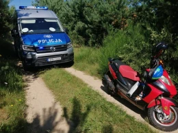 Pijany wiózł dwoje dzieci na skuterze. Jechali nad jezioro