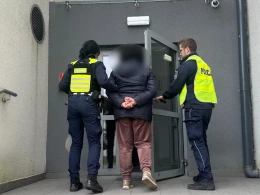 Fałszywe prawo jazdy ujawnione podczas rutynowej kontroli. 53-letnia Ukrainka zatrzymana przez policję