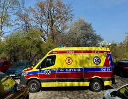 Dziecko zamknięte w nagrzewającym się aucie! 'Był blady i nie reagował'