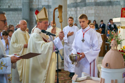 Parafia w Wejherowie obchodziła 15-lecie. Pobłogosławiono relikwie patrona