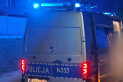 Wpadła do rowu, koleżanka miała 1,5 promila. Obie groziły policjantom