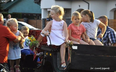 Dzień Sąsiada - piknik rodzinny na Osiedlu Sucharskiego (fot. Leszek Spigarski)