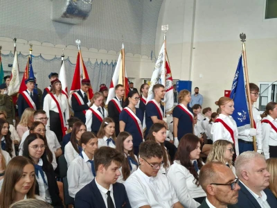 Powiatowa Inauguracja Roku Szkolnego. Uczniowie będą uczyć się obsługi dronów