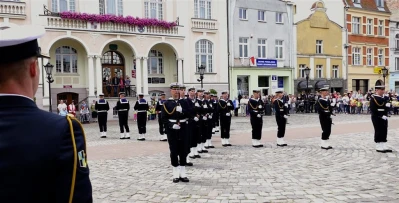 Musztra paradna na Placu Jakuba Wejhera 2017. Fot. Leszek Spigarski.