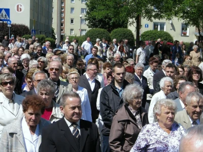 Procesja Bożego Ciała w parafii pw. NMP Królowej Polski w Wejherowie (fot. Leszek Spigarski)