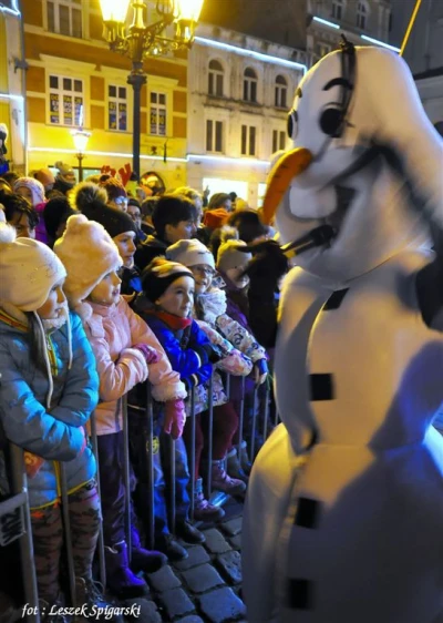 Mikołajki na wejherowskim rynku fot Leszek Spigarski/TTM
