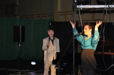 Agata Jasińska i Artur Sychowski na koncercie w Bolszewie