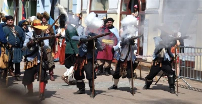 Rekonstrukcja Historyczna 2016. Pierwsza bitwa ze szwedami za nami. fot. Leszek Spigarski