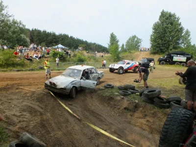 Weekend pod znakiem Wrak Race