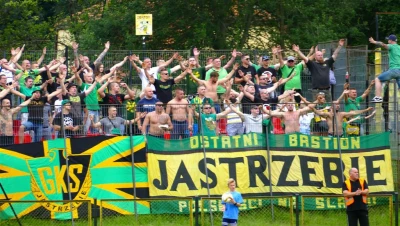 Gryf Wejherowo pokonany na własnym boisku.Fot. Leszek Spigarski.
