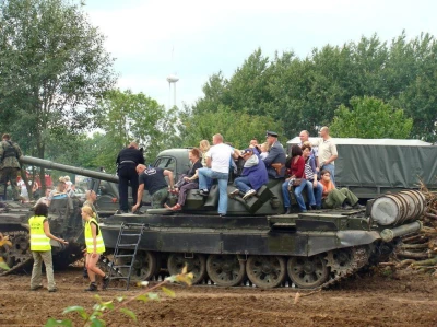 IV Piknik Militarny „Gniewino 2011"