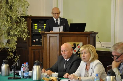 Jednogłośne absolutorium dla Józefa Reszke