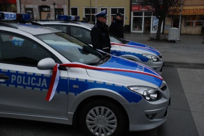 Dwa nowe radiowozy w puckim garnizonie