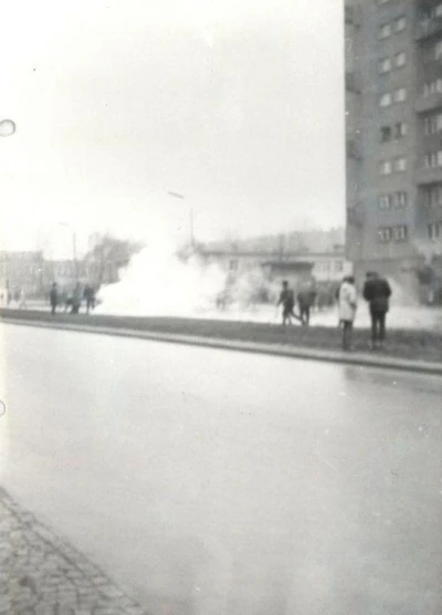 Starcia na ul. Władysława IV, 17.12.1970 r. (fot. Jerzy Nowak)/http://www.grudzien70.ipn.gov.pl