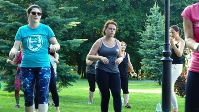 Zumba w parku. Fot. Leszek Spigarski.
