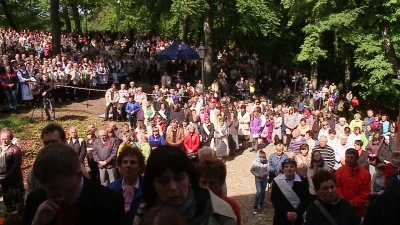 Pielgrzymi na Kalwarii Wejherowskiej
