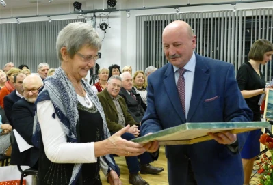 Dyrektor biblioteki w Bolszewie przechodzi na emeryturę (fot. Leszek Spigarski)