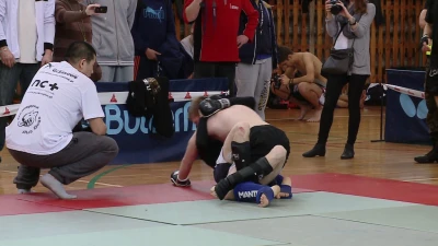 Siła mięśni czy technika, zawody MMA w Pucku