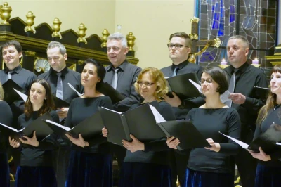 Koncert muzyki pasyjnej w Kolegiacie (31.03.2017) – fot. Leszek Spigarski