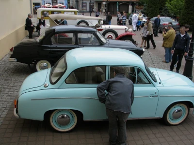 III Runda Mistrzostw Polski Pojazdów Zabytkowych 2015 fot. Leszek Spigarski