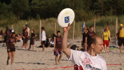 frisbee2bacdefghijkijjbbbnbaacbvbmnvbbvb.jpg