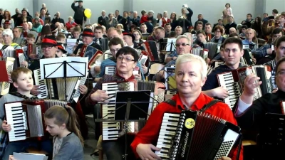 DJK Bojano 2016. Rekord Polski w jednoczesnej grze na akordeonach pobity - fot. Leszek Spigarski