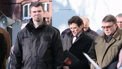 Tablica Lecha Kaczyńskiego w Wejherowie