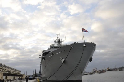 HMS Bulwark w Gdyni