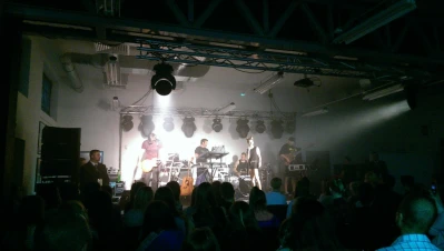 Koncert Sarsy w Fabryce Kultury w Redzie (fot. Adam Kołodziej)