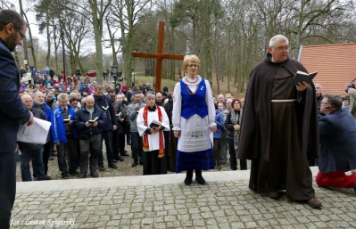 Pomorska Kaszubska Droga Krzyżowa 2017 fot. Leszek Spigarski