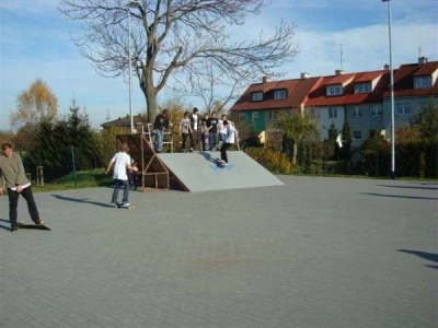 Skate Park w Redzie już otwarty!