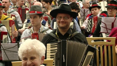 Zjazd Kaszubów w Sierakowicach