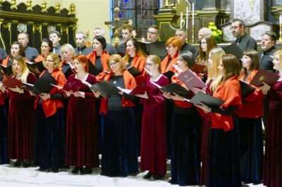 Koncert muzyki pasyjnej w Kolegiacie (31.03.2017) – fot. Leszek Spigarski