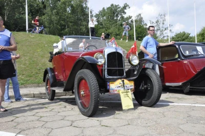 Gdynia pełna zabytkowych Citroënów