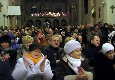 Koncert Eleni z chórem migowym. Rok 2012 fot. Leszek Spigarski