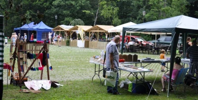 Rekonstrukcje Historyczne 2016. Obozowisko w Parku Miejskim. fot. Leszek Spigarski