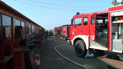 Pożar centrum ogrodniczego w Celbowie