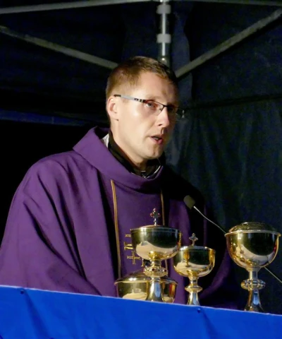 Dzień Zaduszny na starym cmentarzu, 2.11.2017, fot. Leszek Spigarski