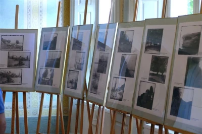 Wernisaż wystawy starych fotografii w wejherowskim muzeum - fot. Leszek Spigarski