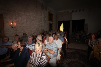 Opera w pałacu w Jackowie